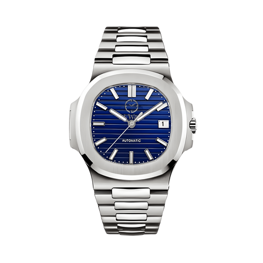 Une montre avec bracelet argenté et cadran bleu. Et petit hublot pour voir la date.