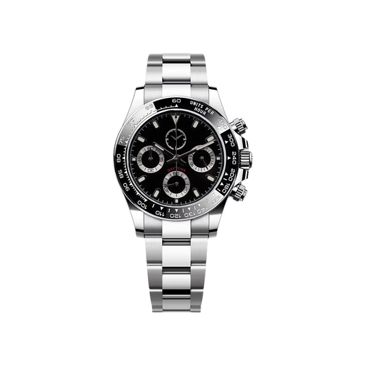 Montre avec bracelet argenté et cadran noir avec petits détails argentés. Les aiguilles sont argentées.